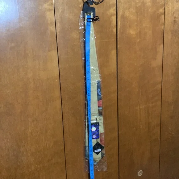 🦅 EAGLES WINGS 🦅 NORTH CAROLINA MAN’S TIE 🆕🩵 - Picture 6 of 9